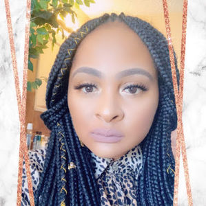 Meet your Posher, Latavia